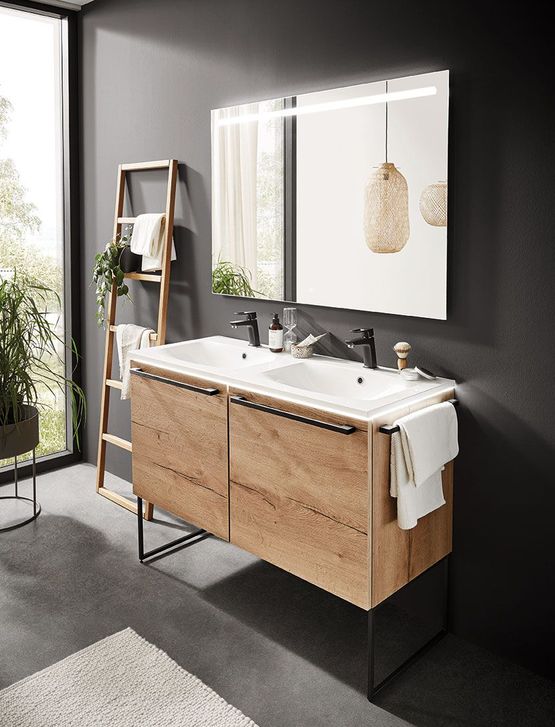 Modernen Badezimmer aus Holz